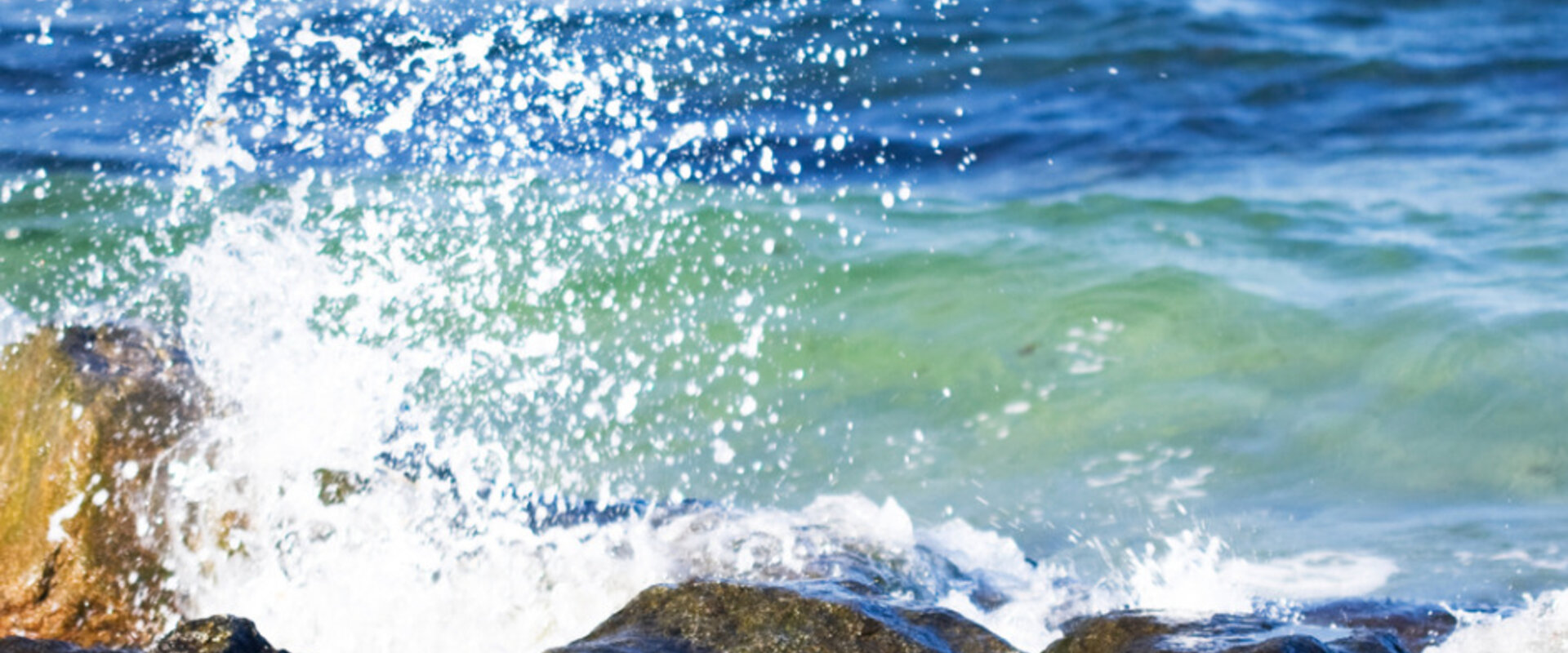 Blue water waves picture id176058944