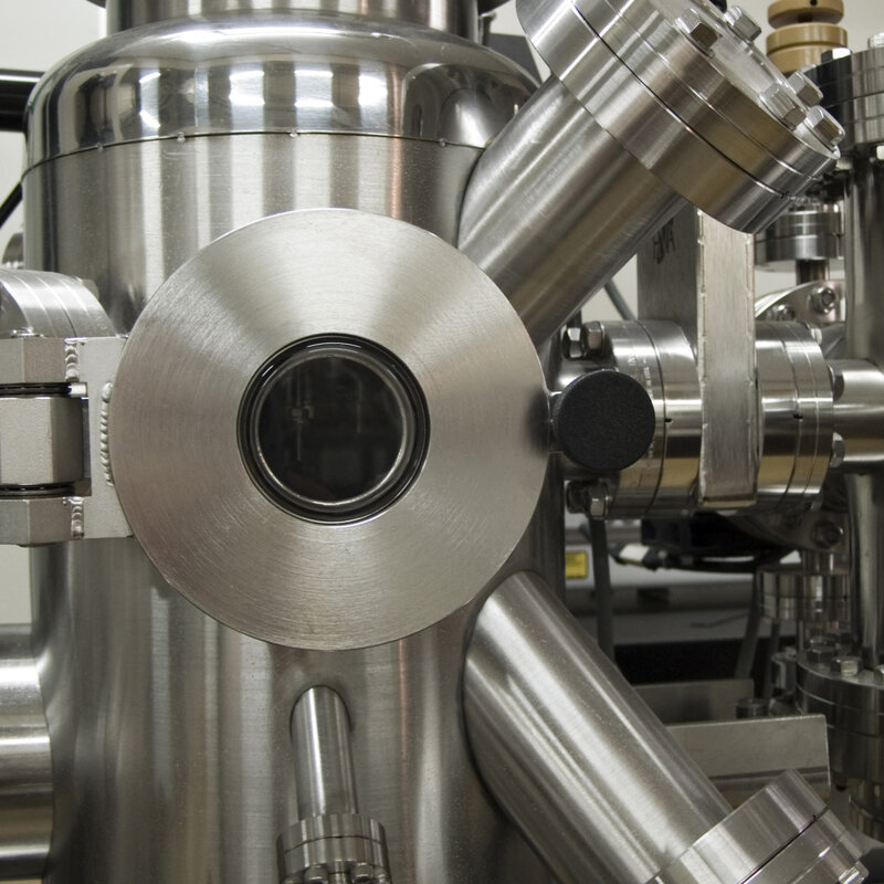 Vacuum metrology for industry Image showing a close up of an industrial vacuum guage