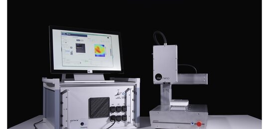 Onyx Terahertz research platform for bulk, thin films and 2D materials.