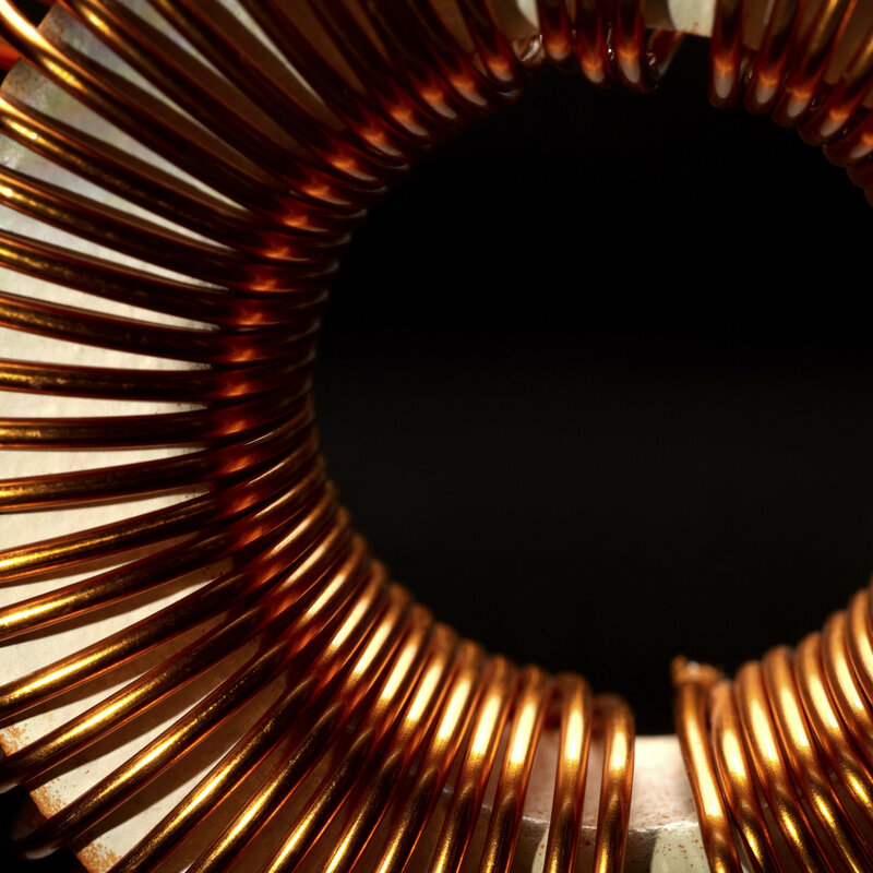 Magnetic field measurements at the nanometer scale Image showing a Large inductor coil