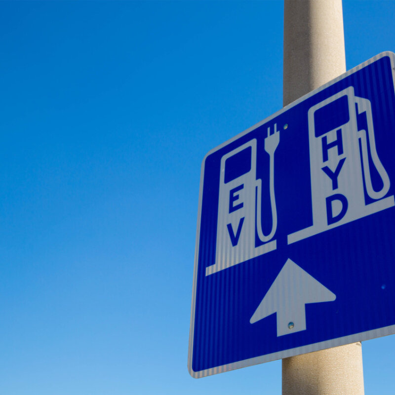 Image showing a sign for an Electric vehicle and hydrogen refueling station